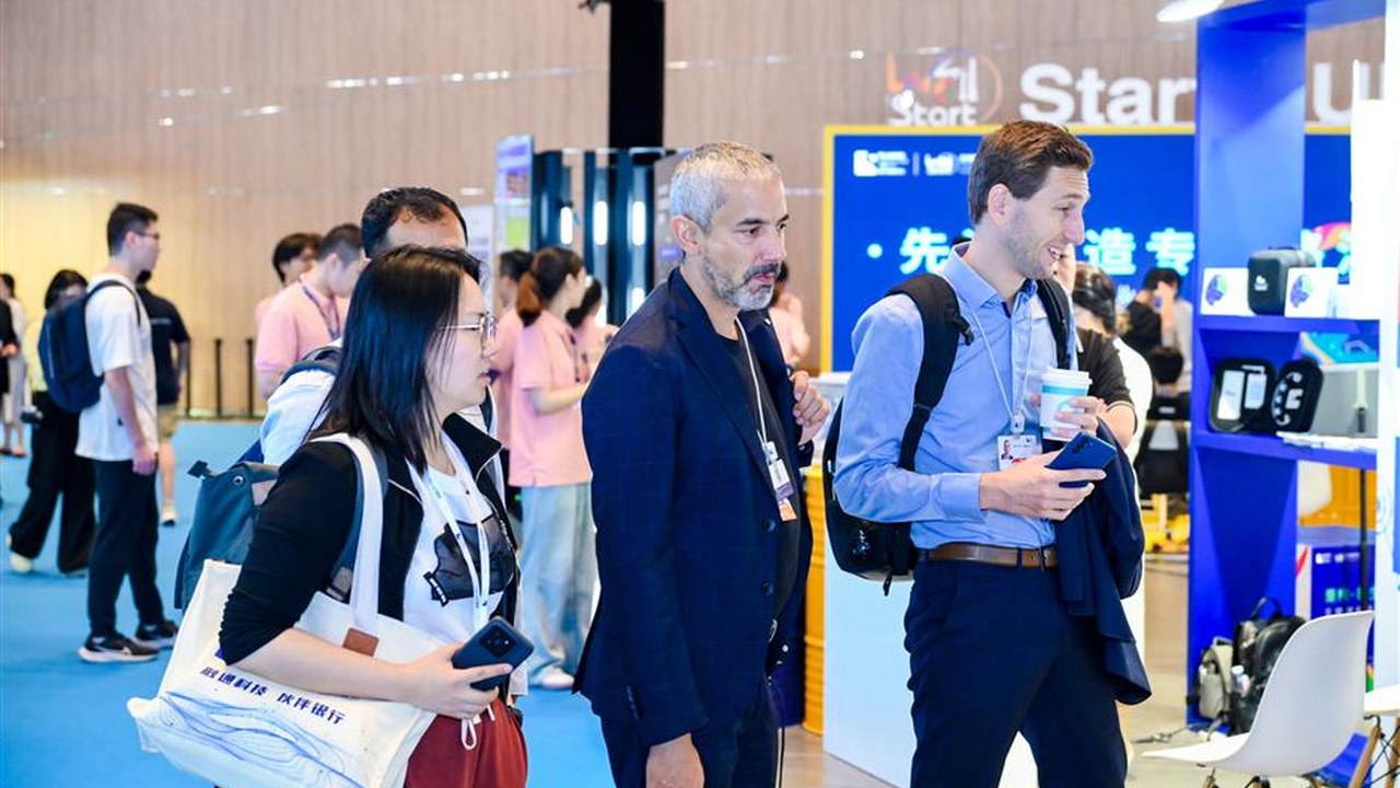 冷辰科技完成数千万Pre-A轮融资:水导激光要进量产线,稳定性与效率仍是关键门槛